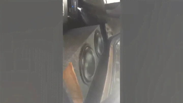 Deafbonce machete subwoofer